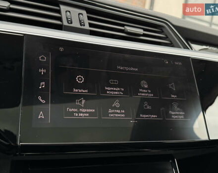 Ауди E-Tron 2020 в Тернополе на Automoto.ua Серый Ауди E-Tron, объемом двигателя 0 л и пробегом 126 тыс. км за 23900 $, фото 86 на Automoto.ua