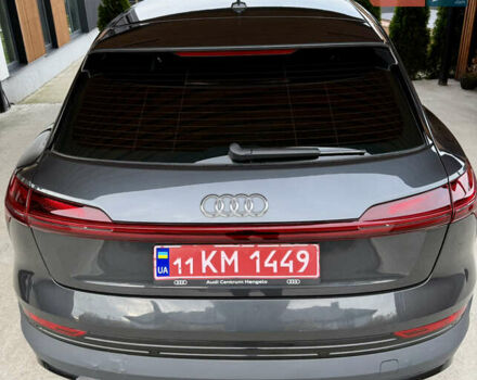 Серый Ауди E-Tron, объемом двигателя 0 л и пробегом 175 тыс. км за 22000 $, фото 7 на Automoto.ua