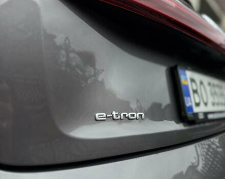 Серый Ауди E-Tron, объемом двигателя 0 л и пробегом 114 тыс. км за 26333 $, фото 27 на Automoto.ua
