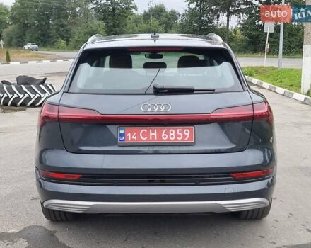 Сірий Ауді E-Tron, об'ємом двигуна 0 л та пробігом 119 тис. км за 29650 $, фото 7 на Automoto.ua