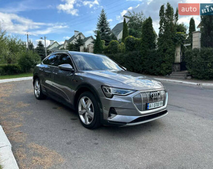 Серый Ауди E-Tron, объемом двигателя 0 л и пробегом 88 тыс. км за 28500 $, фото 6 на Automoto.ua