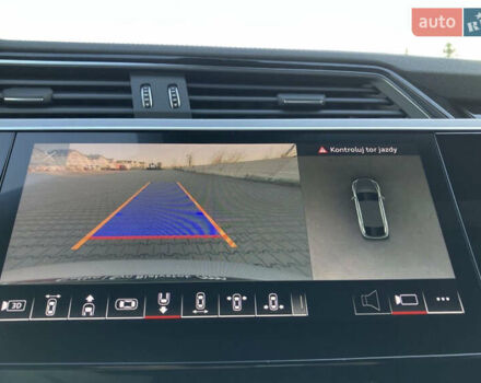 Серый Ауди E-Tron, объемом двигателя 0 л и пробегом 836 тыс. км за 34900 $, фото 30 на Automoto.ua