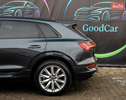 Сірий Ауді E-Tron, об'ємом двигуна 0 л та пробігом 154 тис. км за 25900 $, фото 14 на Automoto.ua