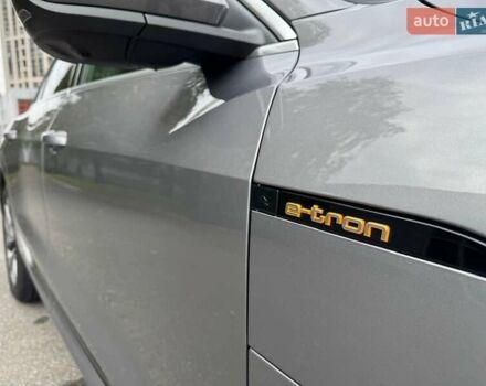 Серый Ауди E-Tron, объемом двигателя 0 л и пробегом 58 тыс. км за 37000 $, фото 10 на Automoto.ua