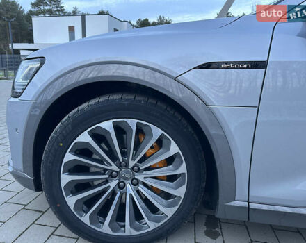 Серый Ауди E-Tron, объемом двигателя 0 л и пробегом 836 тыс. км за 34900 $, фото 7 на Automoto.ua