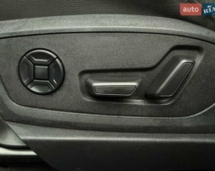 Сірий Ауді E-Tron, об'ємом двигуна 0 л та пробігом 110 тис. км за 28999 $, фото 8 на Automoto.ua