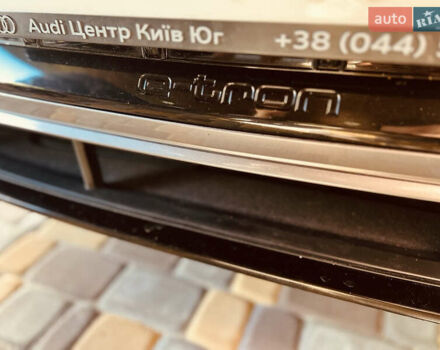 Серый Ауди E-Tron, объемом двигателя 0 л и пробегом 60 тыс. км за 41999 $, фото 31 на Automoto.ua