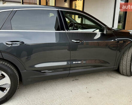 Серый Ауди E-Tron, объемом двигателя 0 л и пробегом 175 тыс. км за 22000 $, фото 14 на Automoto.ua