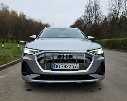 Серый Ауди E-Tron, объемом двигателя 0 л и пробегом 90 тыс. км за 36500 $, фото 1 на Automoto.ua