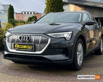 Ауди E-Tron 2020 в Львове на Automoto.ua Серый Ауди E-Tron, объемом двигателя 71 л и пробегом 31 тыс. км за 27600 $, фото 2 на Automoto.ua