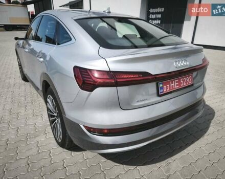 Сірий Ауді E-Tron, об'ємом двигуна 0 л та пробігом 70 тис. км за 34500 $, фото 46 на Automoto.ua