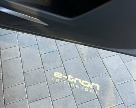 Сірий Ауді E-Tron, об'ємом двигуна 0 л та пробігом 104 тис. км за 32500 $, фото 22 на Automoto.ua