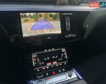 Сірий Ауді E-Tron, об'ємом двигуна 0 л та пробігом 140 тис. км за 37000 $, фото 44 на Automoto.ua
