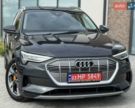 Ауди E-Tron 2020 в Тернополе на Automoto.ua Серый Ауди E-Tron, объемом двигателя 0 л и пробегом 126 тыс. км за 23900 $, фото 13 на Automoto.ua