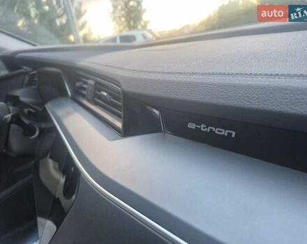 Ауди E-Tron 2020 в Хмельницком на Automoto.ua Серый Ауди E-Tron, объемом двигателя 0 л и пробегом 146 тыс. км за 22700 $, фото 84 на Automoto.ua