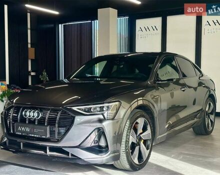 Серый Ауди E-Tron, объемом двигателя 0 л и пробегом 53 тыс. км за 37900 $, фото 1 на Automoto.ua