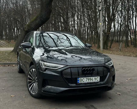 Сірий Ауді E-Tron, об'ємом двигуна 0 л та пробігом 83 тис. км за 29700 $, фото 2 на Automoto.ua
