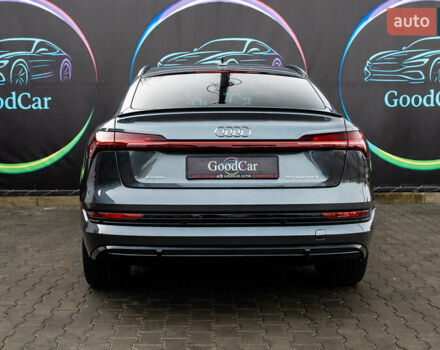Сірий Ауді E-Tron, об'ємом двигуна 0 л та пробігом 82 тис. км за 39888 $, фото 42 на Automoto.ua
