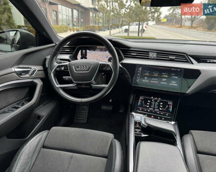 Серый Ауди E-Tron, объемом двигателя 0 л и пробегом 140 тыс. км за 32100 $, фото 33 на Automoto.ua