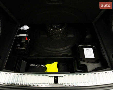 Сірий Ауді E-Tron, об'ємом двигуна 0 л та пробігом 154 тис. км за 25900 $, фото 51 на Automoto.ua