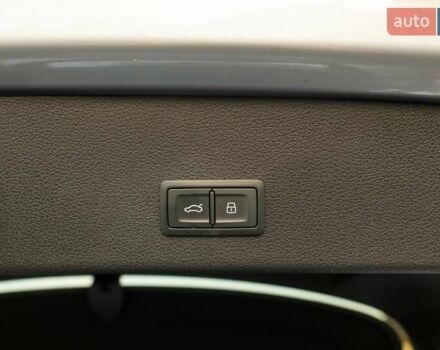 Сірий Ауді E-Tron, об'ємом двигуна 0 л та пробігом 112 тис. км за 34300 $, фото 36 на Automoto.ua