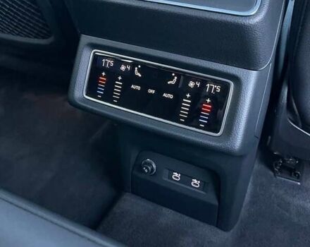 Серый Ауди E-Tron, объемом двигателя 0 л и пробегом 45 тыс. км за 29900 $, фото 28 на Automoto.ua