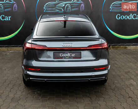 Сірий Ауді E-Tron, об'ємом двигуна 0 л та пробігом 82 тис. км за 39888 $, фото 43 на Automoto.ua