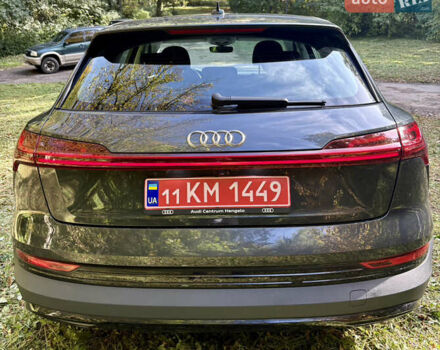 Серый Ауди E-Tron, объемом двигателя 0 л и пробегом 175 тыс. км за 22700 $, фото 36 на Automoto.ua