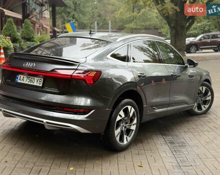 Ауди E-Tron 2020 в Киеве на Automoto.ua Серый Ауди E-Tron, объемом двигателя 0 л и пробегом 71 тыс. км за 35300 $, фото 6 на Automoto.ua