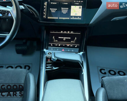 Ауді E-Tron 2020 у Одесі на Automoto.ua Сірий Ауді E-Tron, об'ємом двигуна 0 л та пробігом 43 тис. км за 34000 $, фото 20 на Automoto.ua