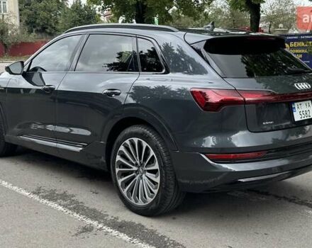 Сірий Ауді E-Tron, об'ємом двигуна 0 л та пробігом 78 тис. км за 29900 $, фото 6 на Automoto.ua