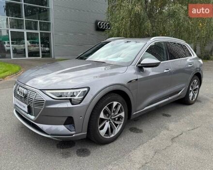 Серый Ауди E-Tron, объемом двигателя 0 л и пробегом 58 тыс. км за 37000 $, фото 114 на Automoto.ua