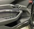 Серый Ауди E-Tron, объемом двигателя 0 л и пробегом 120 тыс. км за 28700 $, фото 30 на Automoto.ua