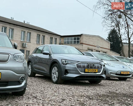 Ауди E-Tron 2020 в Житомире на Automoto.ua Серый Ауди E-Tron, объемом двигателя 0 л и пробегом 169 тыс. км за 22899 $, фото 73 на Automoto.ua