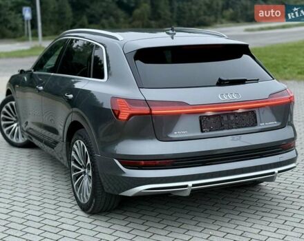 Серый Ауди E-Tron, объемом двигателя 0 л и пробегом 29 тыс. км за 38300 $, фото 8 на Automoto.ua