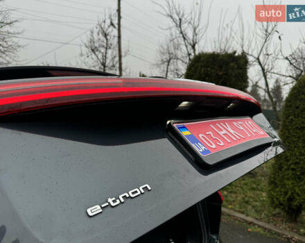 Серый Ауди E-Tron, объемом двигателя 0 л и пробегом 150 тыс. км за 23800 $, фото 58 на Automoto.ua