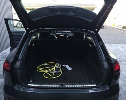 Серый Ауди E-Tron, объемом двигателя 0 л и пробегом 99 тыс. км за 31990 $, фото 94 на Automoto.ua