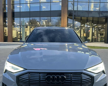 Сірий Ауді E-Tron, об'ємом двигуна 0 л та пробігом 104 тис. км за 32500 $, фото 15 на Automoto.ua