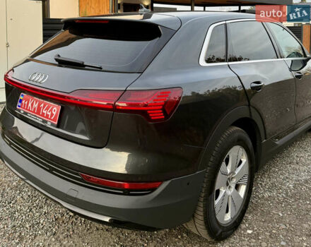 Серый Ауди E-Tron, объемом двигателя 0 л и пробегом 175 тыс. км за 22000 $, фото 15 на Automoto.ua