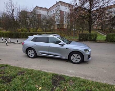 Серый Ауди E-Tron, объемом двигателя 0 л и пробегом 90 тыс. км за 36500 $, фото 8 на Automoto.ua