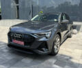 Ауді E-Tron 2020 у Києві на Automoto.ua Сірий Ауді E-Tron, об'ємом двигуна 0 л та пробігом 53 тис. км за 33900 $, фото 1 на Automoto.ua