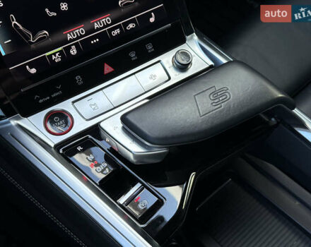 Серый Ауди E-Tron, объемом двигателя 0 л и пробегом 41 тыс. км за 44990 $, фото 47 на Automoto.ua