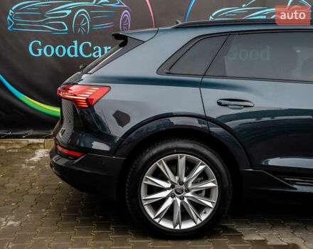 Сірий Ауді E-Tron, об'ємом двигуна 0 л та пробігом 154 тис. км за 25900 $, фото 16 на Automoto.ua