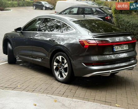 Ауди E-Tron 2020 в Киеве на Automoto.ua Серый Ауди E-Tron, объемом двигателя 0 л и пробегом 71 тыс. км за 35300 $, фото 4 на Automoto.ua