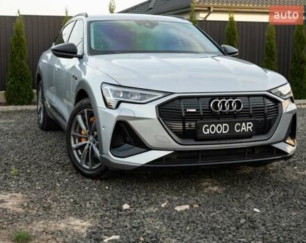 Сірий Ауді E-Tron, об'ємом двигуна 0 л та пробігом 112 тис. км за 34300 $, фото 2 на Automoto.ua