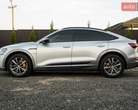 Сірий Ауді E-Tron, об'ємом двигуна 0 л та пробігом 112 тис. км за 34300 $, фото 10 на Automoto.ua