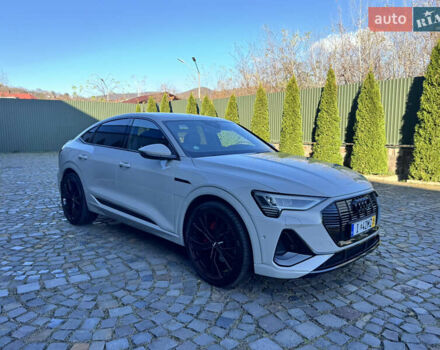 Сірий Ауді E-Tron, об'ємом двигуна 0 л та пробігом 105 тис. км за 34000 $, фото 6 на Automoto.ua