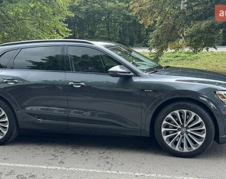 Сірий Ауді E-Tron, об'ємом двигуна 0 л та пробігом 78 тис. км за 29900 $, фото 3 на Automoto.ua