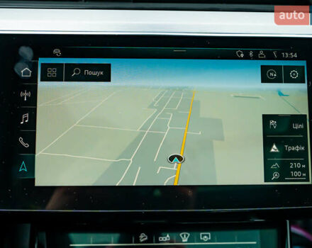 Сірий Ауді E-Tron, об'ємом двигуна 0 л та пробігом 82 тис. км за 39888 $, фото 102 на Automoto.ua