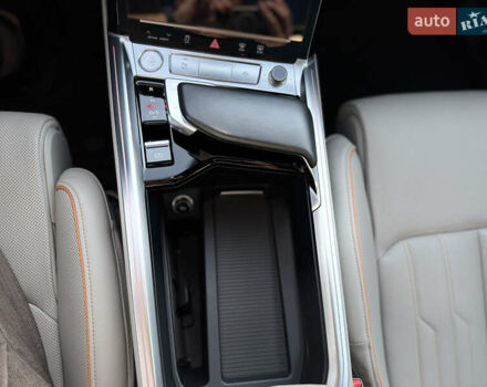 Серый Ауди E-Tron, объемом двигателя 0 л и пробегом 65 тыс. км за 35500 $, фото 20 на Automoto.ua